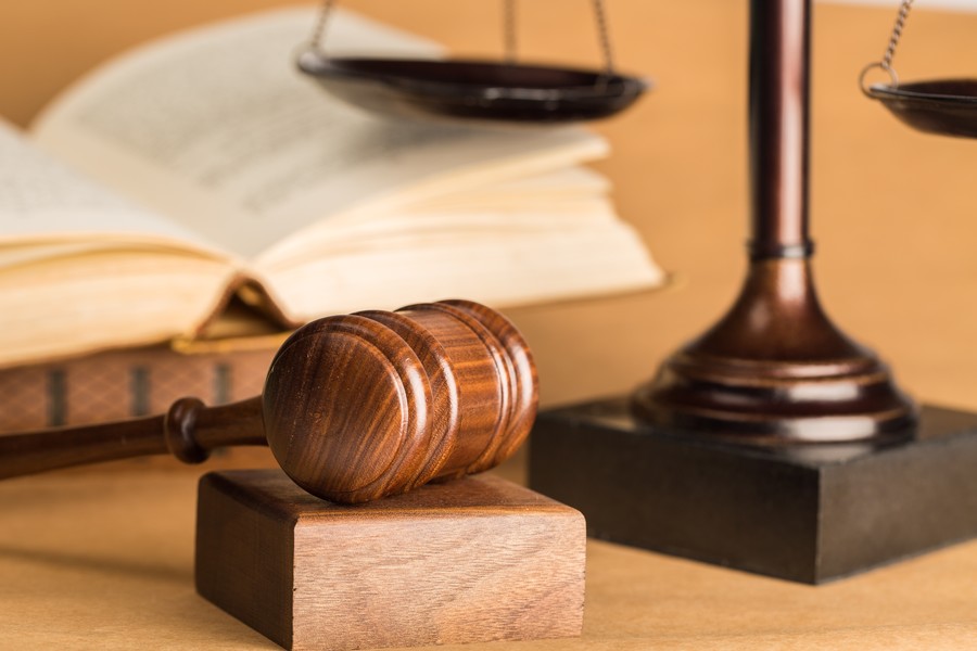 深圳合同違約責任律師解析：合同未約定違約責任，如何主張權益？