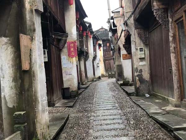 深圳律師咨詢網來講講不簽雇傭合同公司扣留工資怎么辦