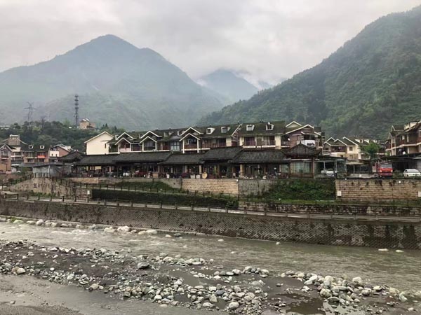 光明新區律師說法：贈與公證與繼承公證哪個效力更強？