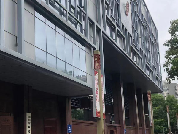 規(guī)劃局頒發(fā)的許可證有強(qiáng)制拆遷風(fēng)險(xiǎn)該怎么做？深圳專(zhuān)業(yè)拆遷律師來(lái)支招！