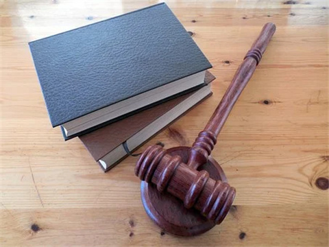 羅湖深圳站律師簡述刑事訴訟法